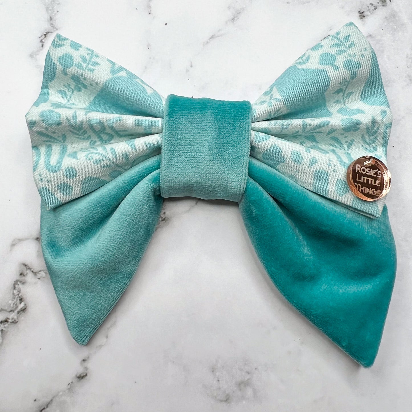 D!sney Princess on Blue